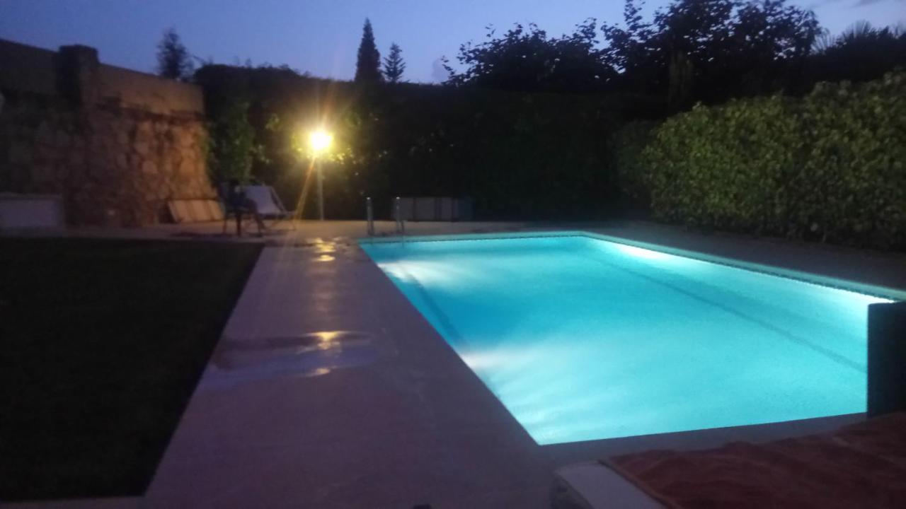 베세릴데라시에라 Casa Bellavista Becerril 빌라 외부 사진