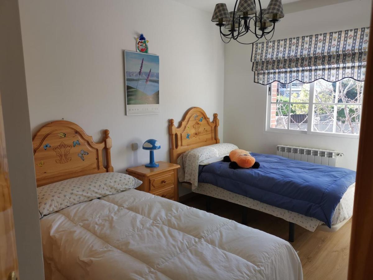 베세릴데라시에라 Casa Bellavista Becerril 빌라 외부 사진