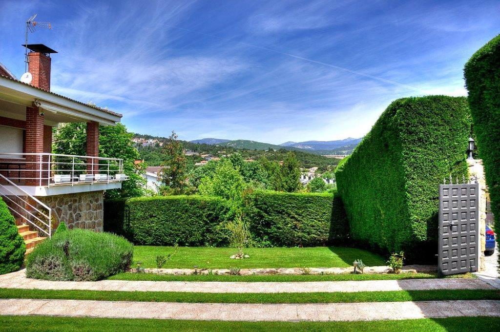 베세릴데라시에라 Casa Bellavista Becerril 빌라 외부 사진