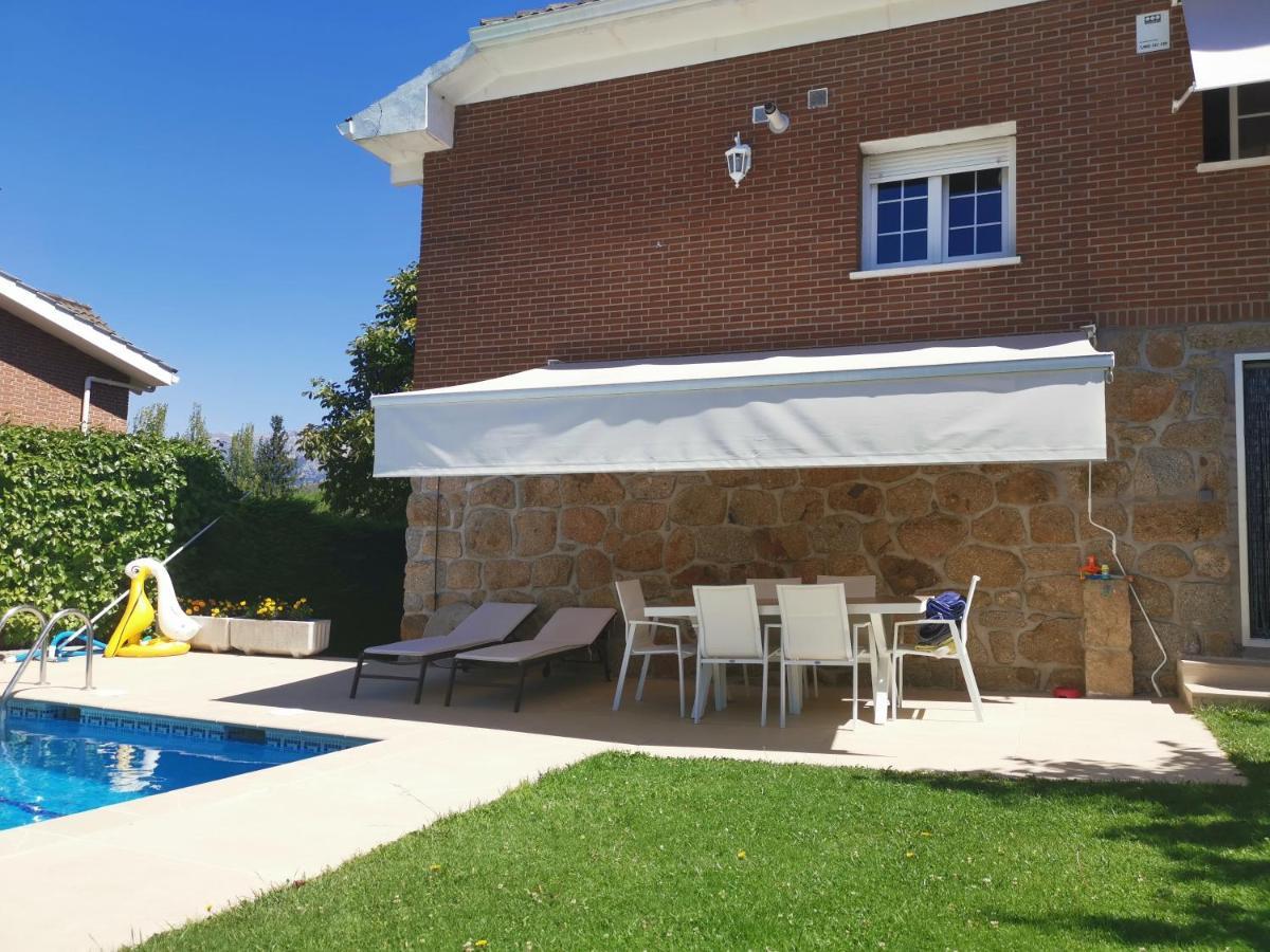 베세릴데라시에라 Casa Bellavista Becerril 빌라 외부 사진