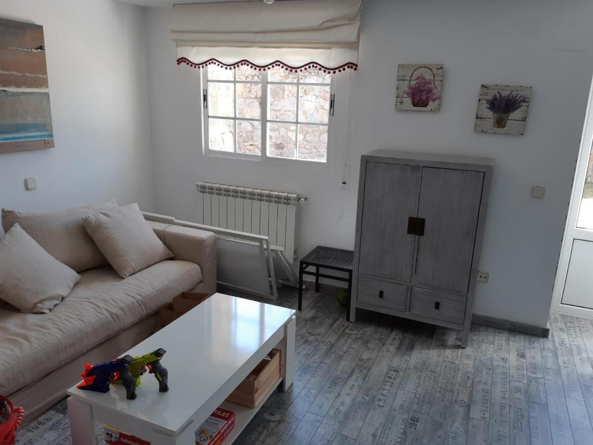 베세릴데라시에라 Casa Bellavista Becerril 빌라 외부 사진